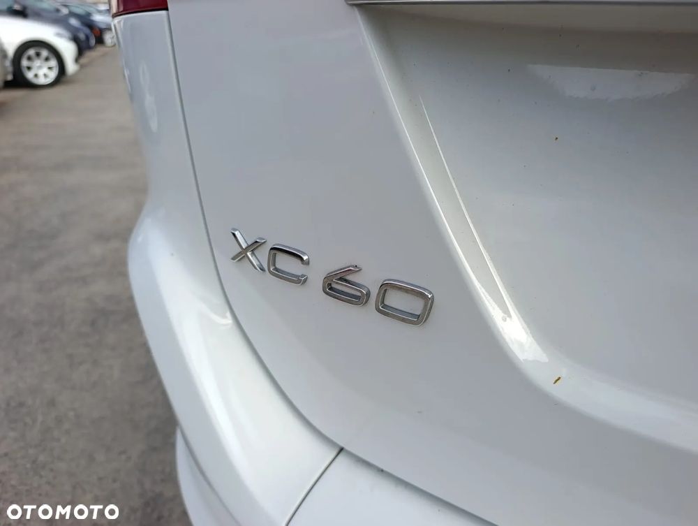 Volvo XC 60 T6 AWD Edition Pro - 28