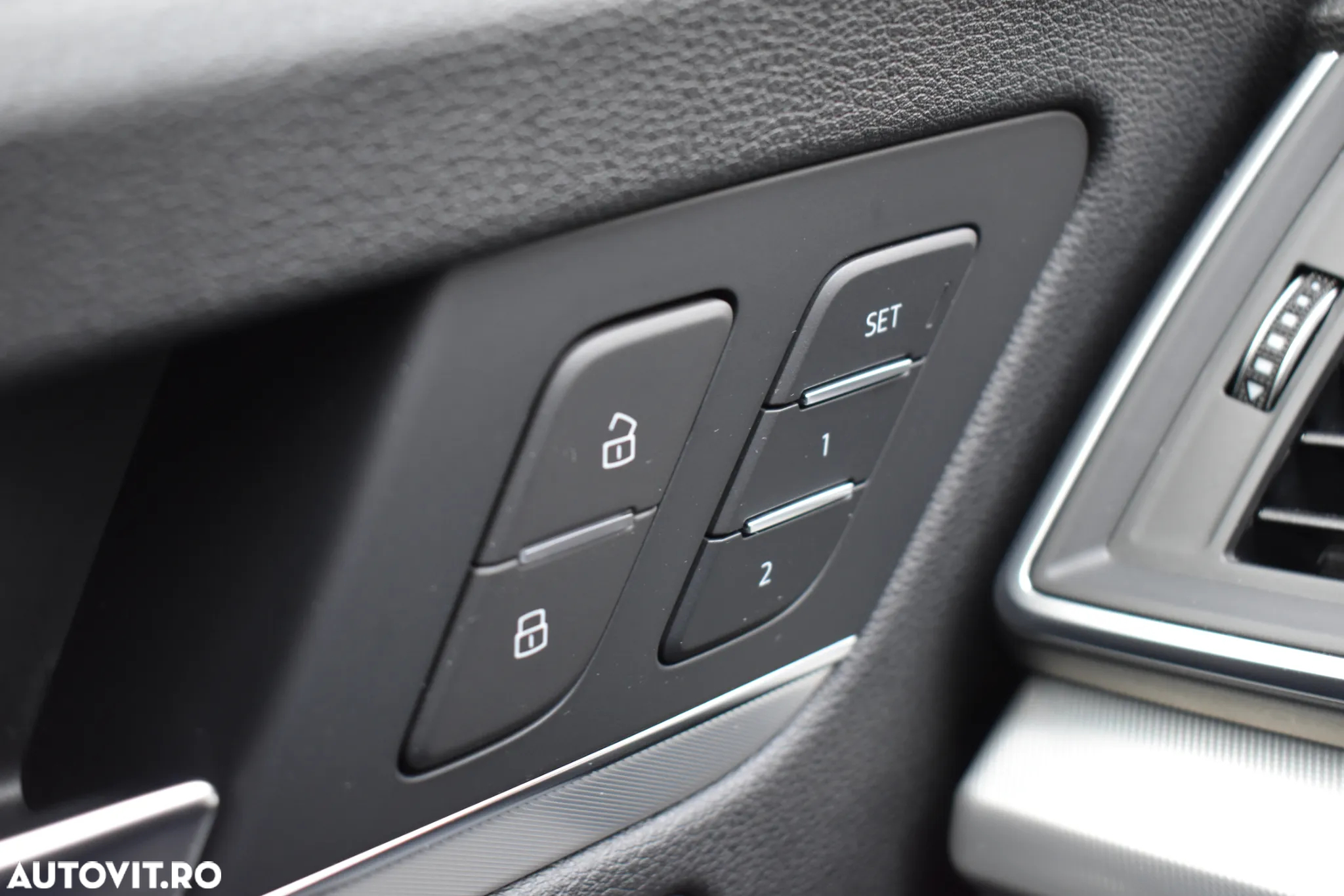 Audi Q5 40 TDI quattro S tronic sport - 12