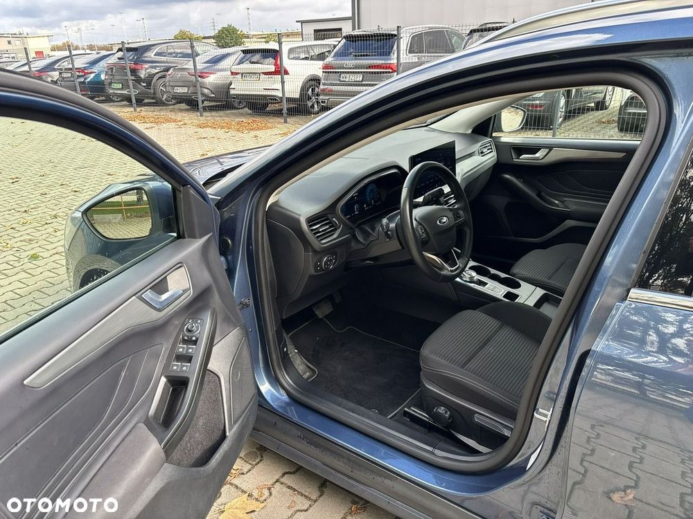Ford Focus - 11