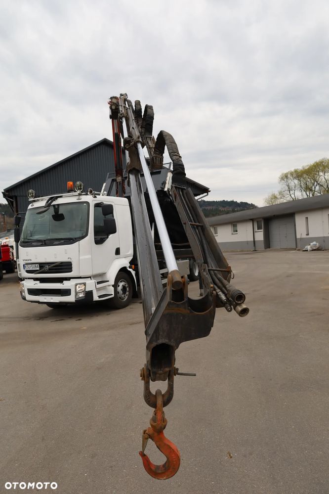 Volvo FL - 17