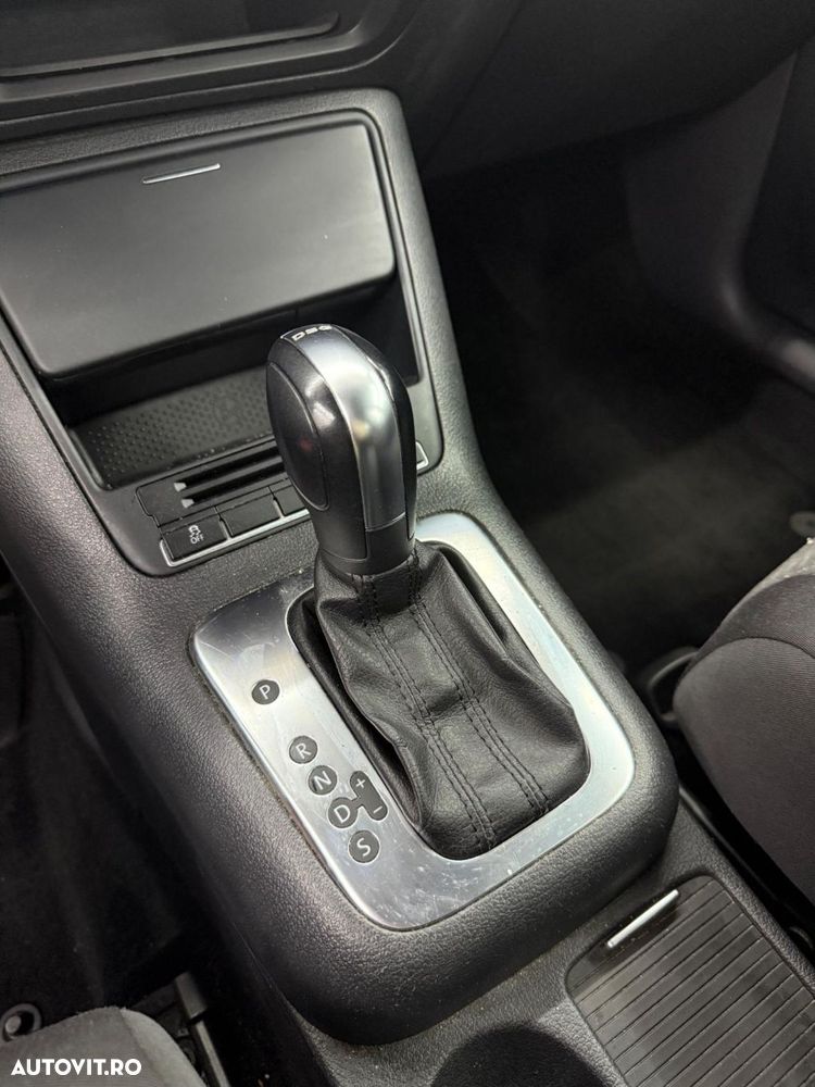 Volkswagen Golf Plus 2.0 TDI DPF DSG Edition - 8