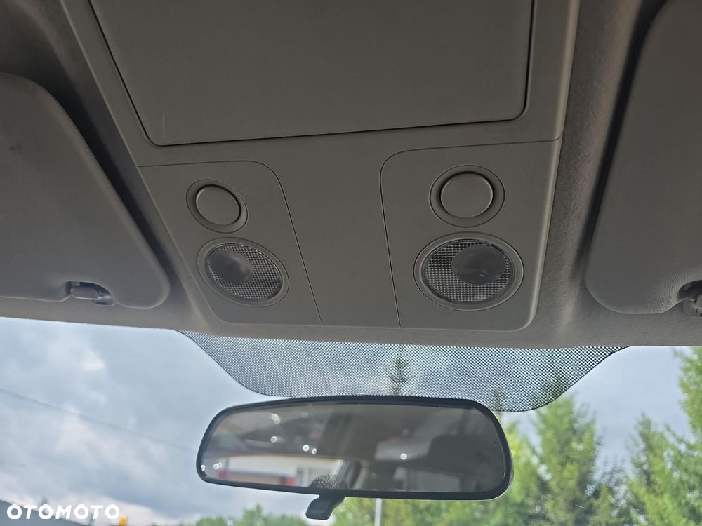 Suzuki Grand Vitara 2.4 Premium EU5 - 21