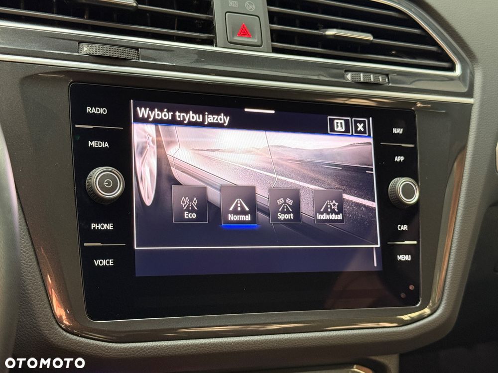 Volkswagen Tiguan 2.0 TDI SCR Move - 27