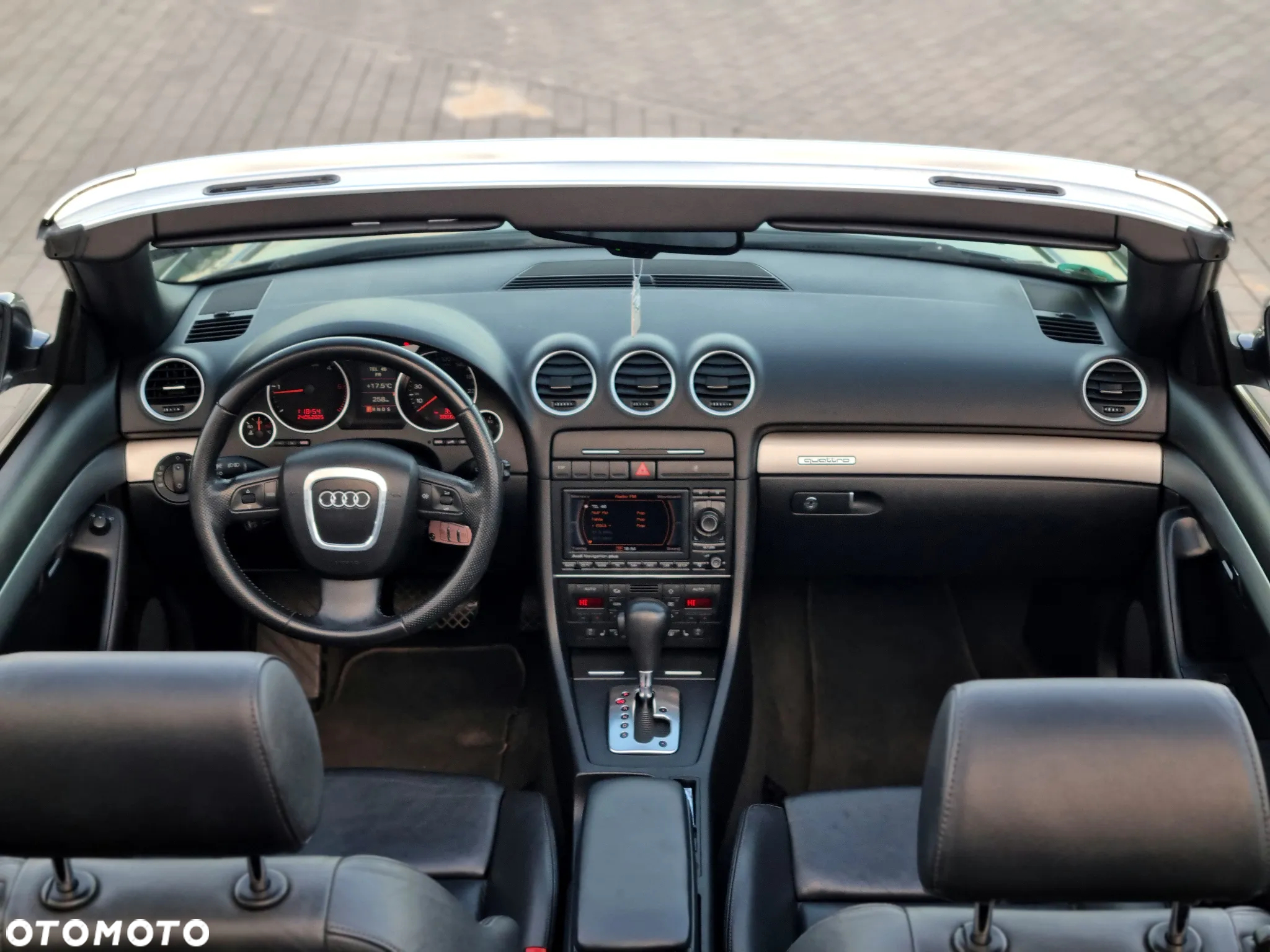 Audi A4 Cabriolet 3.0 TDI DPF quattro tiptronic - 17