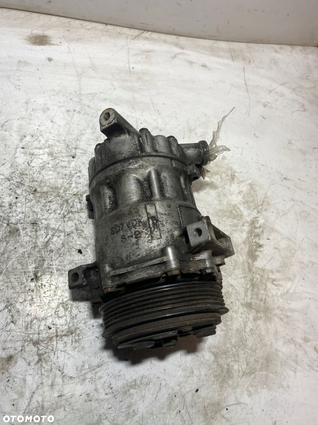 SPRĘŻARKA KLIMATYZACJI KOMPRESOR OPEL VECTRA C 1.8 Z18XER 13217307 - 4