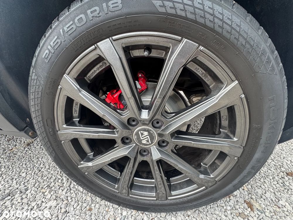 Volkswagen T-Roc - 24