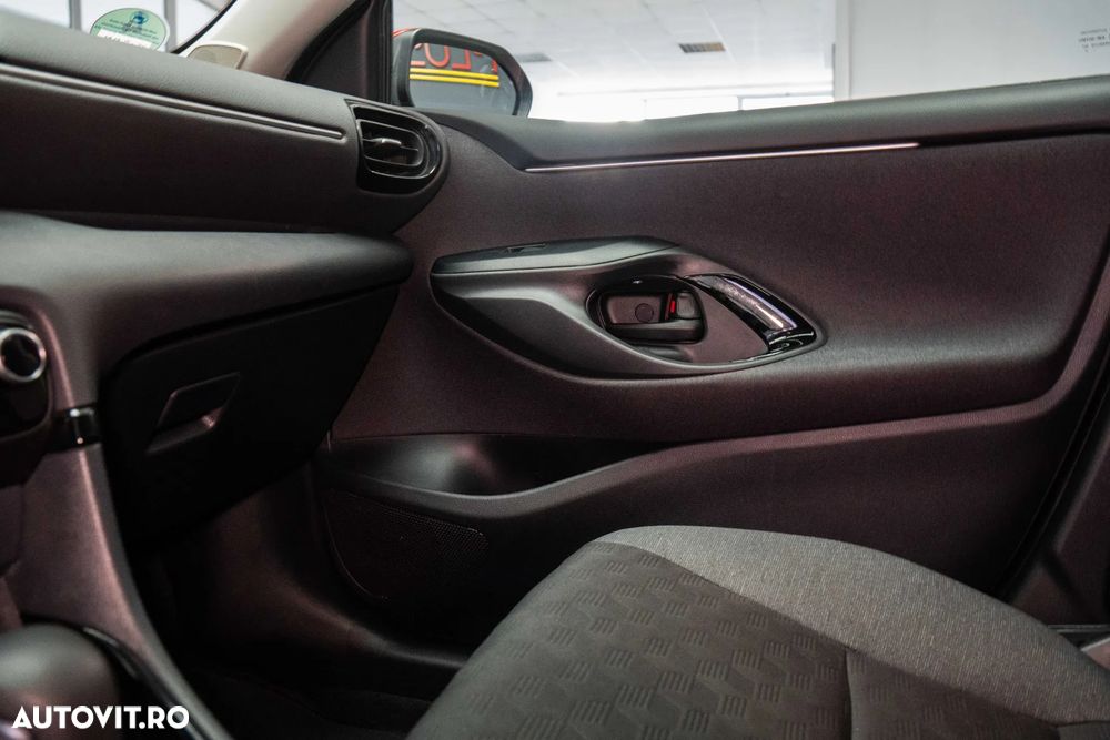 Toyota Yaris 116 1.5 VVT-i Team Deutschland - 23