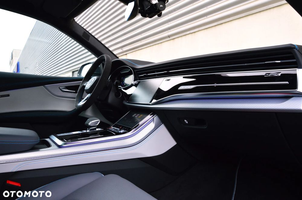 Audi SQ8 2025