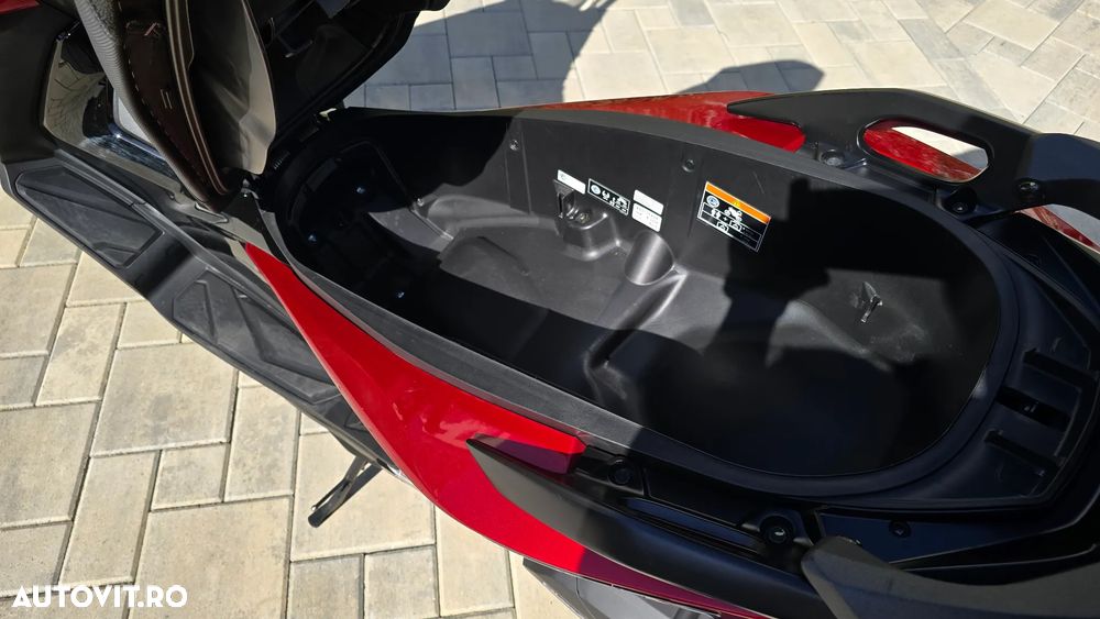 Honda Forza 125 - 6