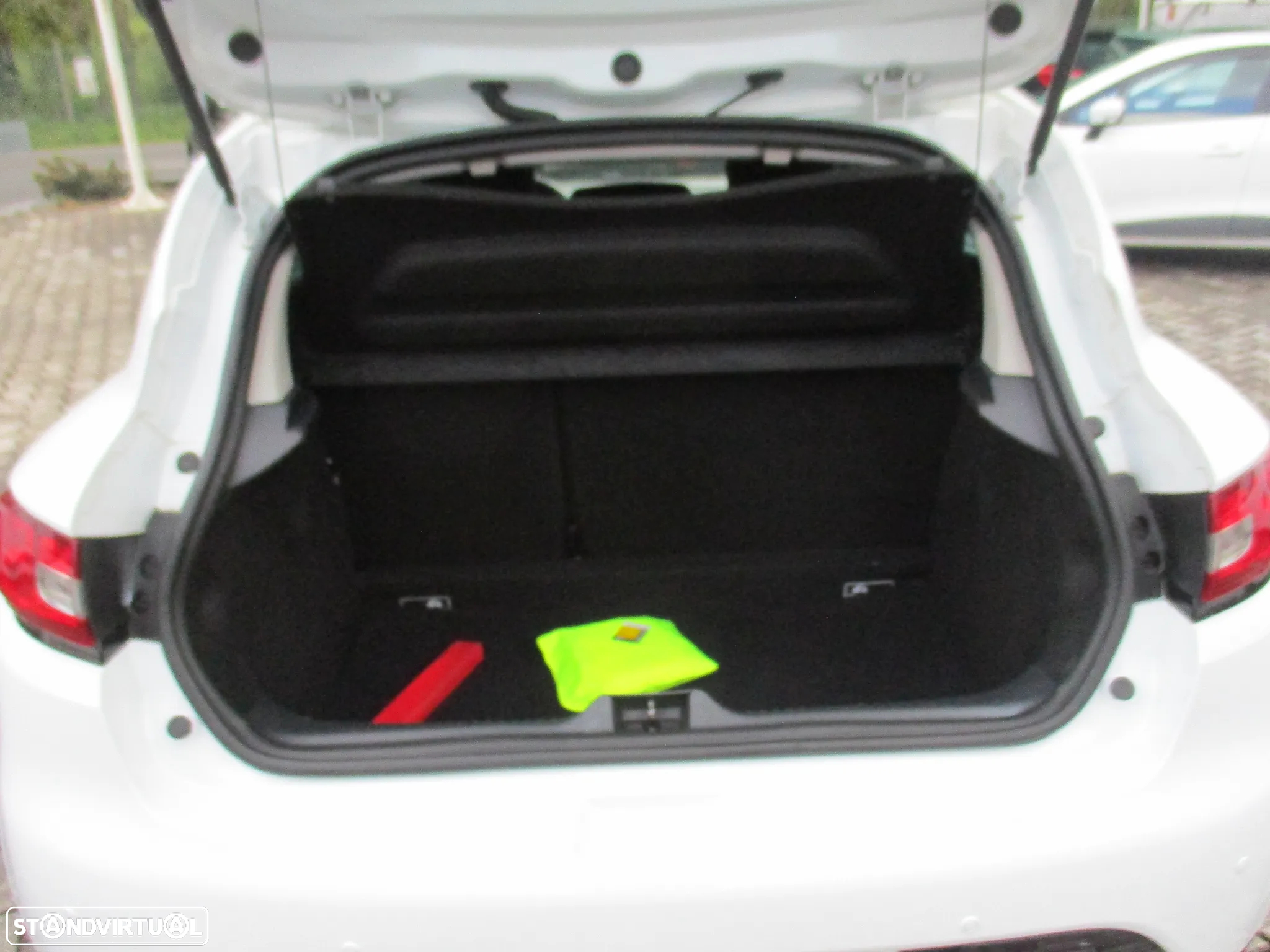 Renault Clio 1.5 dCi Limited - 26