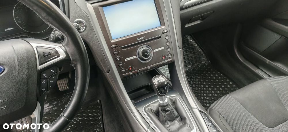 Ford Mondeo - 17