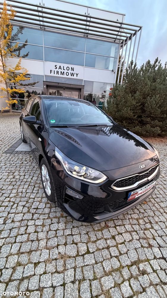Kia Ceed - 38