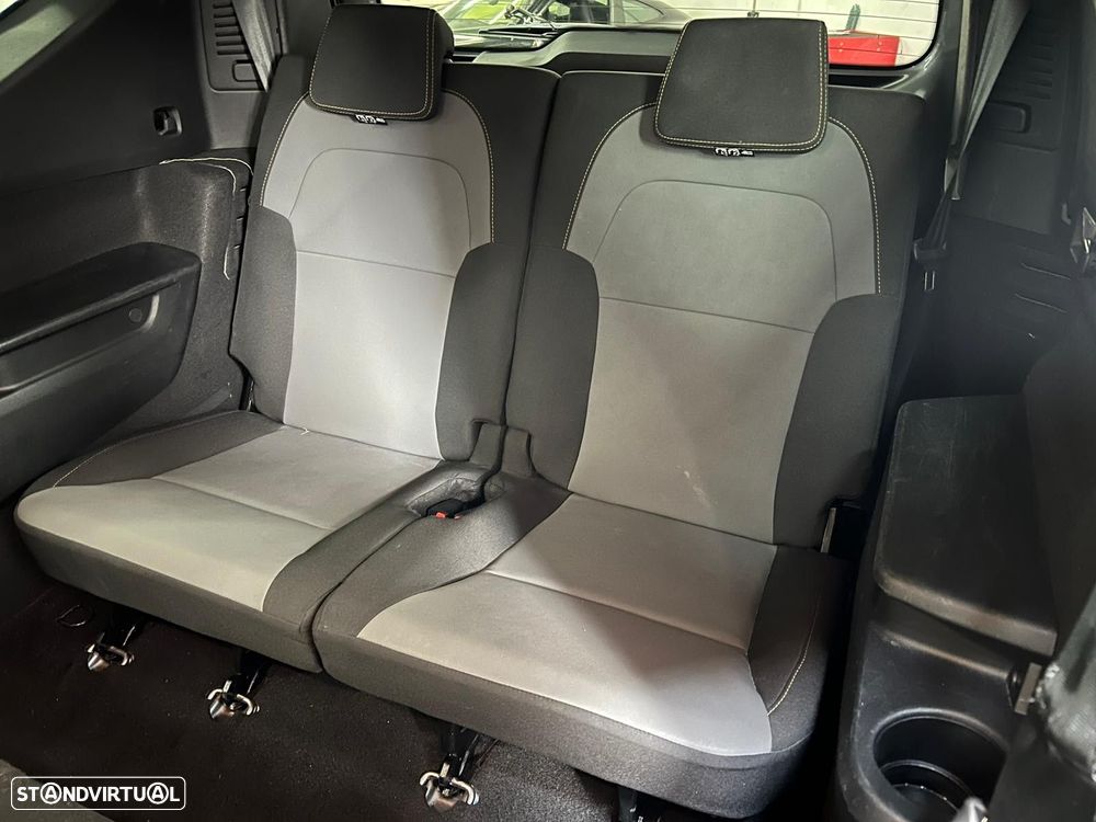 Dacia Jogger 1.0 TCe Essential 7L - 8