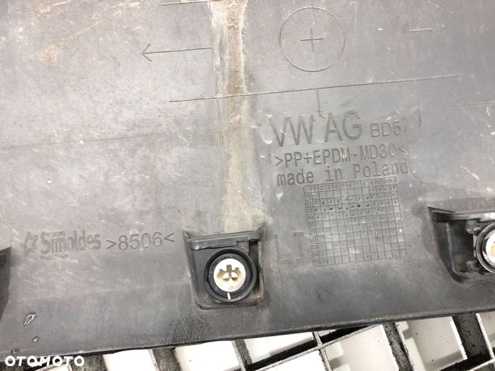 LISTWA BOCZNA LEWA  MAN TGE Autobus 2017 - 2022 2.0 TDI 130 kW [177 KM] olej napędowy 2017 - 2022 - 6