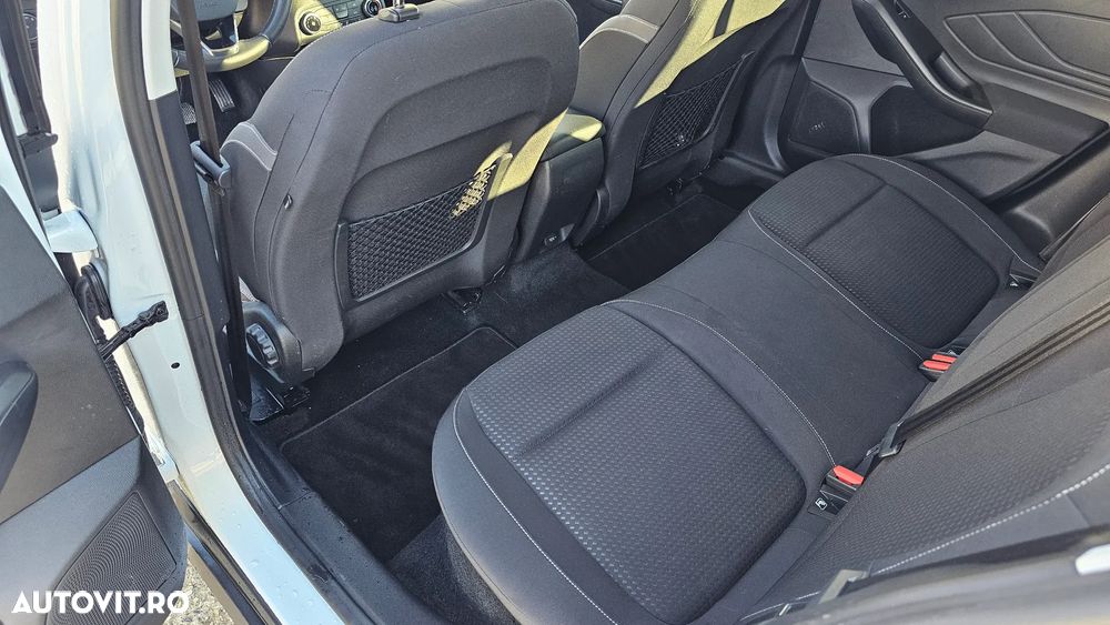 Ford Focus 1.0 EcoBoost Start-Stopp-System Aut. ACTIVE - 14