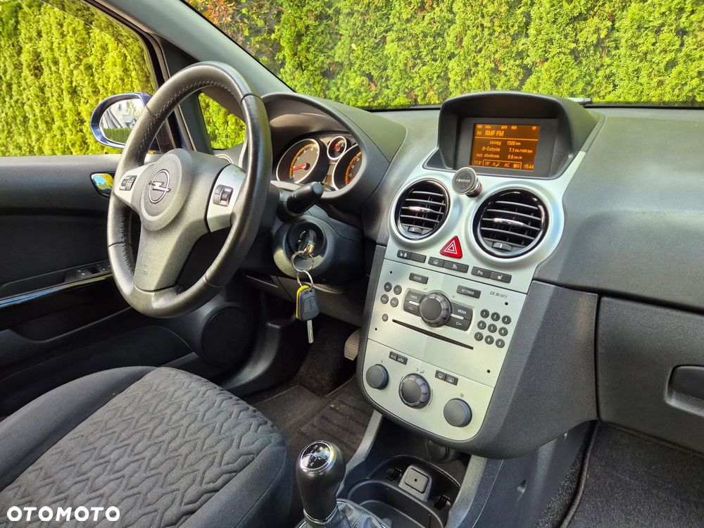 Opel Corsa 1.4 16V Active - 38