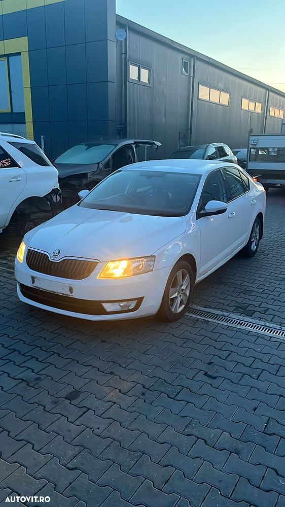 Dezmembram Skoda Octavia 3 2.0 diesel din 2015