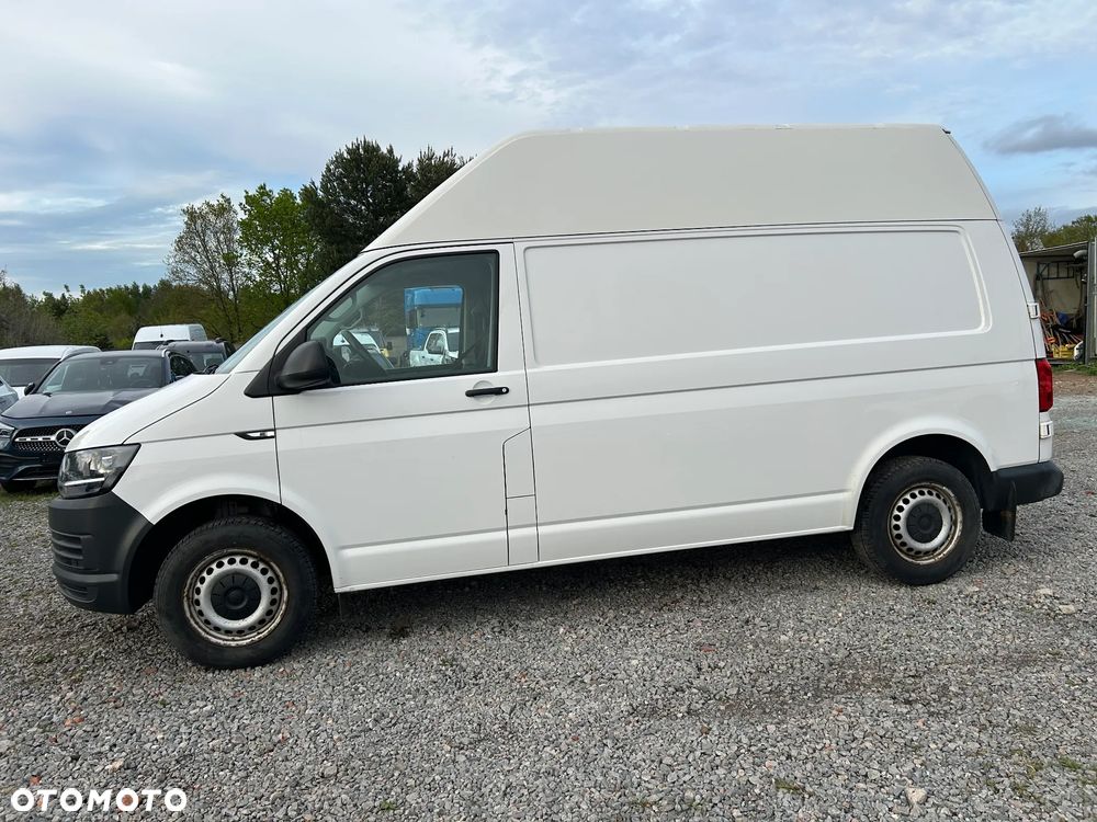 Volkswagen transporter - 2