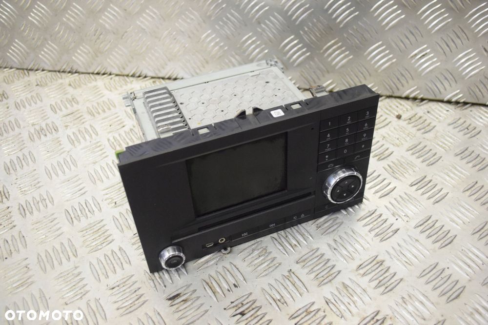 RADIO MERCEDES ACTROS MP4 A0004467662 - 1