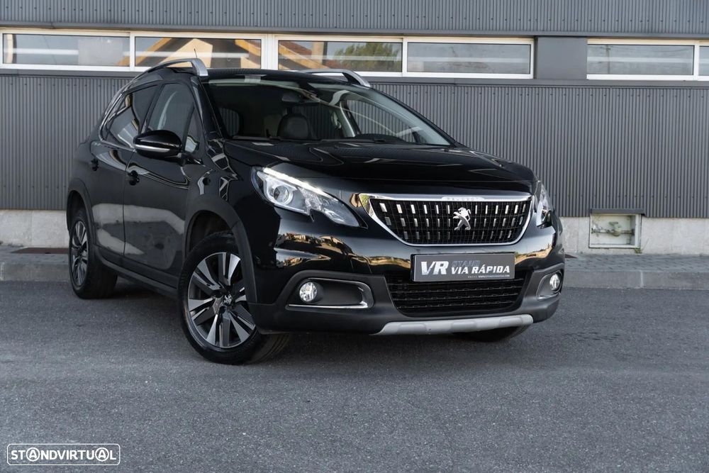 Peugeot 2008 1.2 PureTech Signature - 4