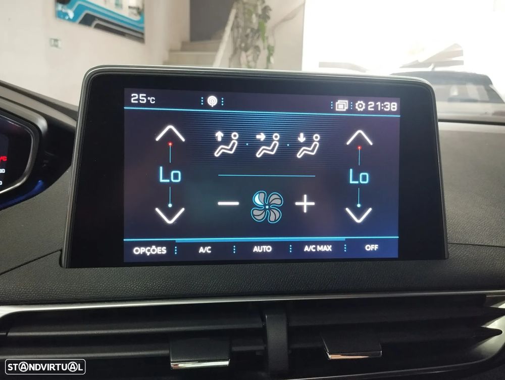 Peugeot 5008 1.5 BlueHDi Allure - 30