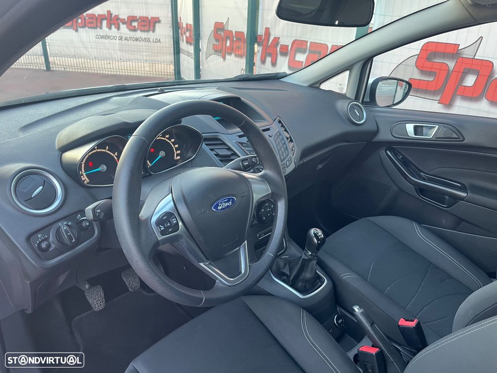 Ford Fiesta 1.0 T EcoBoost Titanium - 9