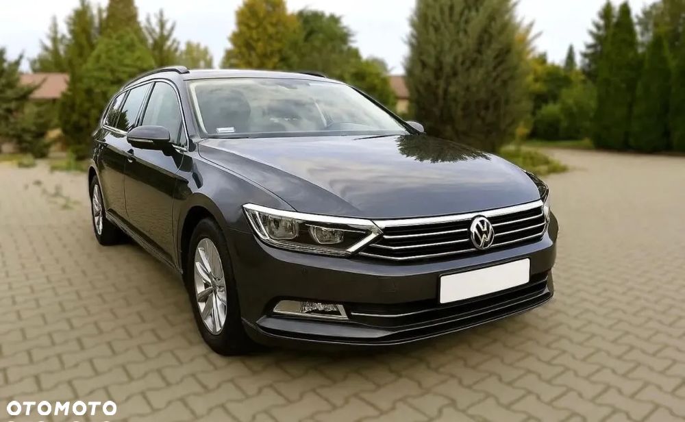 Volkswagen Passat - 9