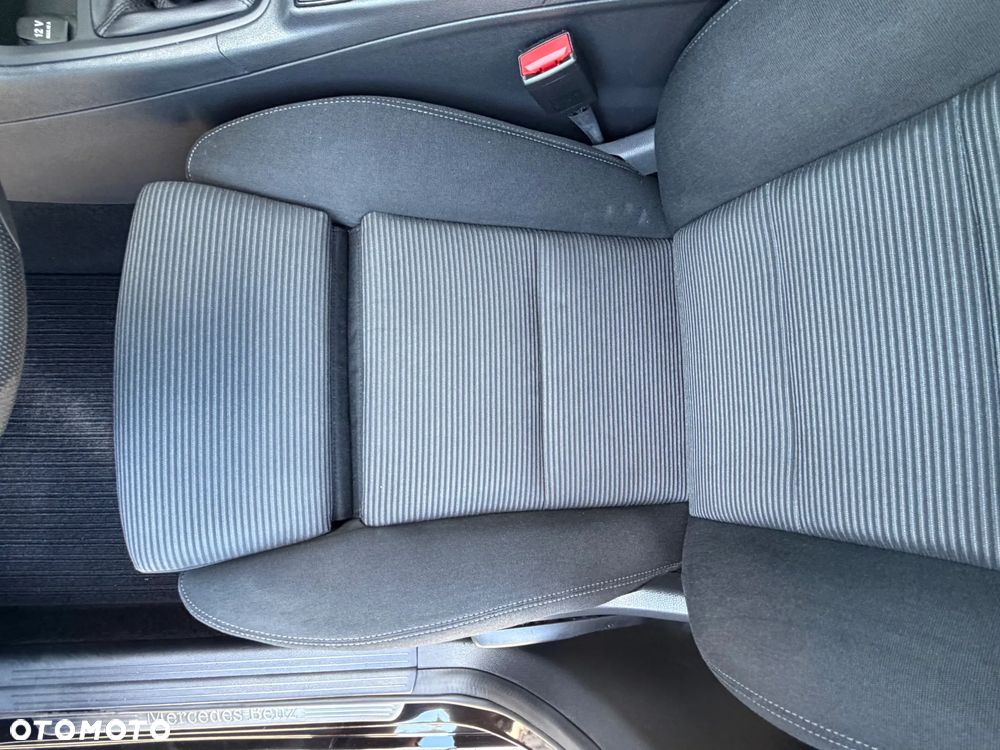 Mercedes-Benz Klasa B 180 BlueEFFICIENCY Edition Style - 13