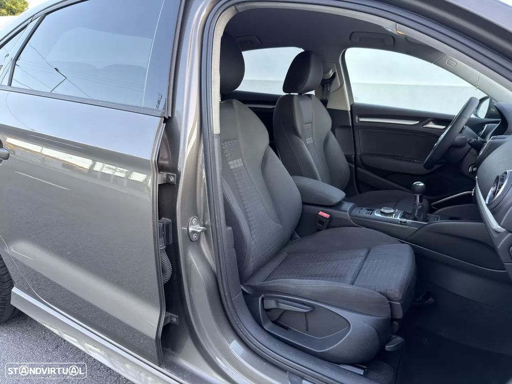 Audi A3 Limousine 1.6 TDI S-line - 11