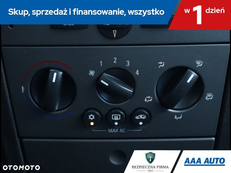 Opel Meriva - 17