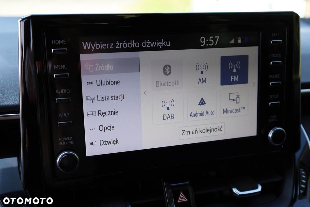 Toyota Corolla 1.8 Hybrid Comfort - 22