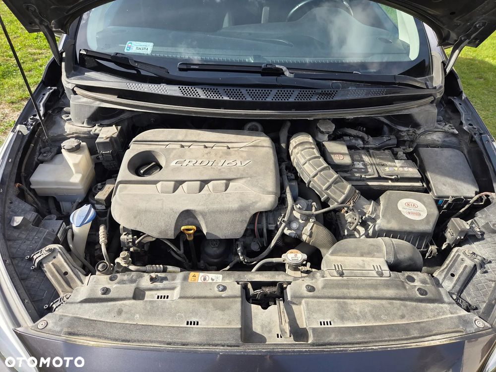 Kia Ceed - 13