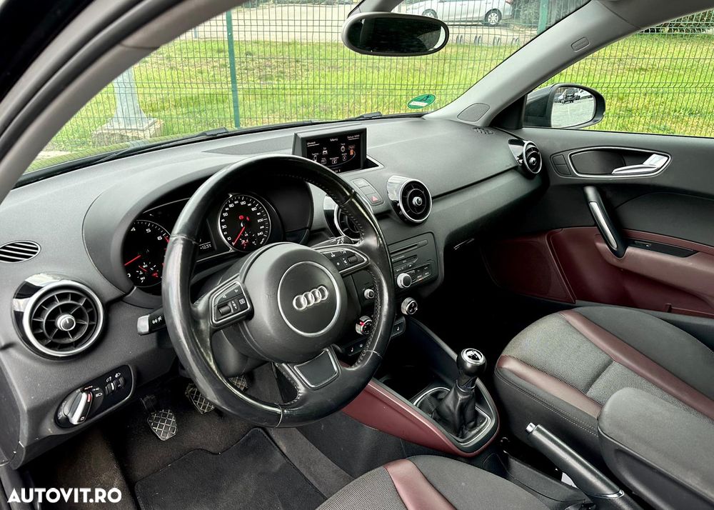 Audi A1 1.2 TFSI ack Attraction - 5
