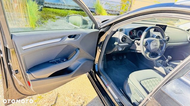 Audi A3 Sportback - 6