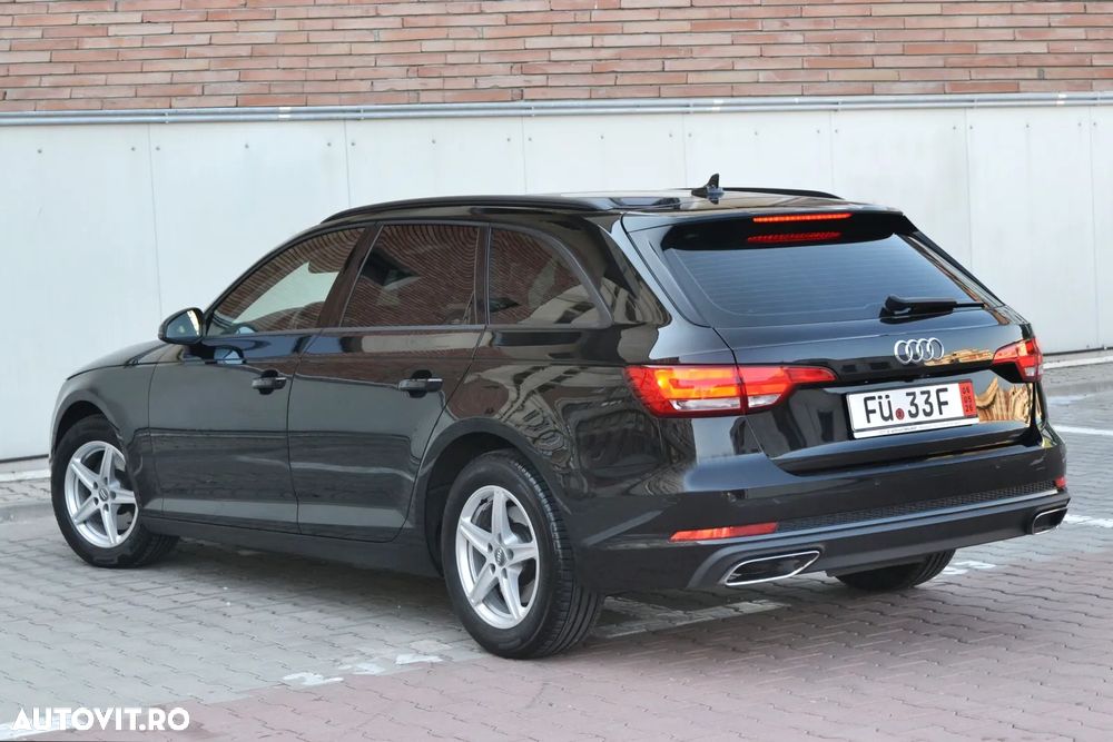 Audi A4 2.0 TDI S tronic - 4