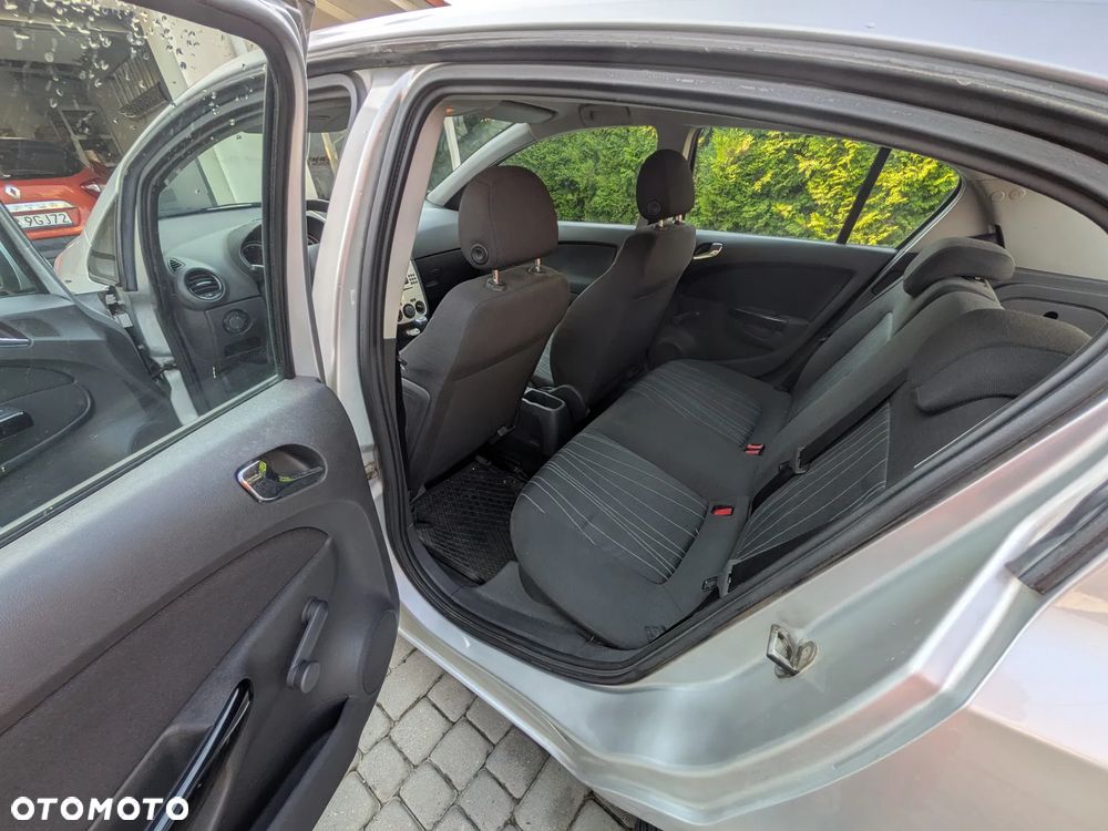 Opel Corsa - 17