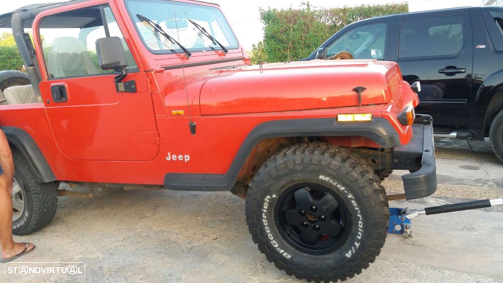 Jeep Wrangler - 9