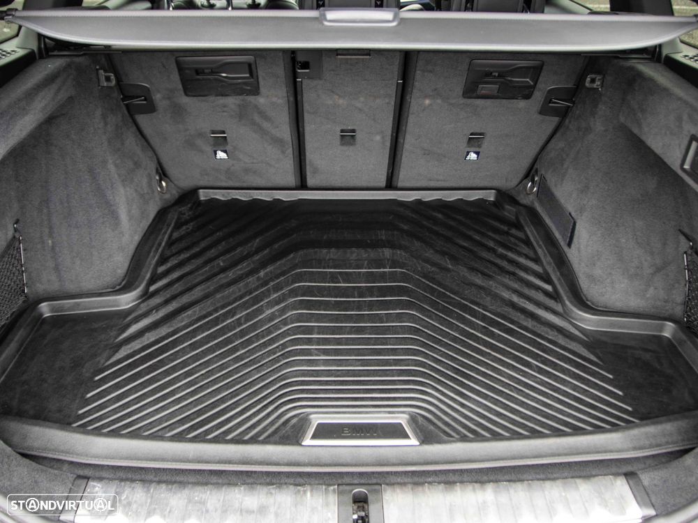 BMW 320 d Auto - 51