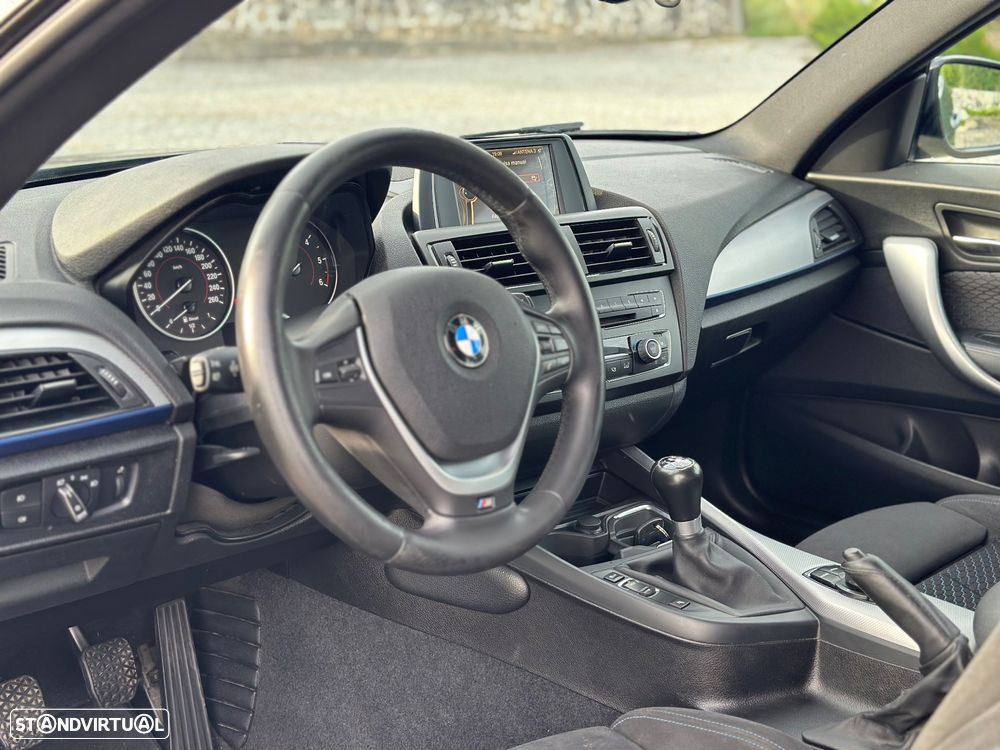BMW 116 d Pack M - 18