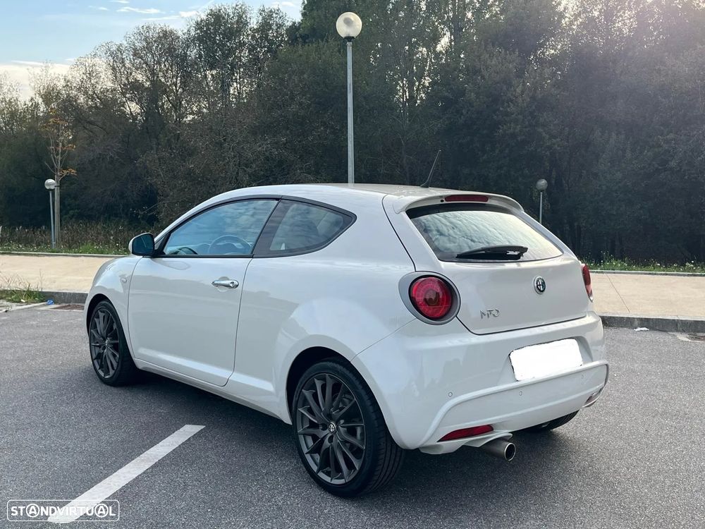 Alfa Romeo MiTo 1.3 JTD Distinctive - 13