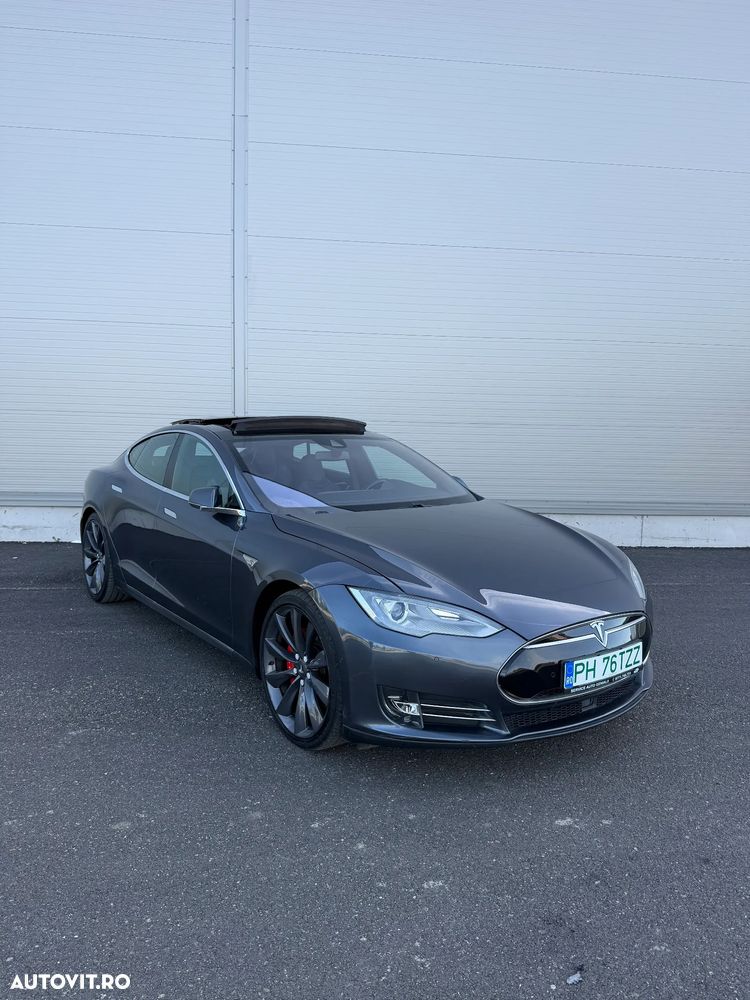 Tesla Model S Ludicrous Performance - 3