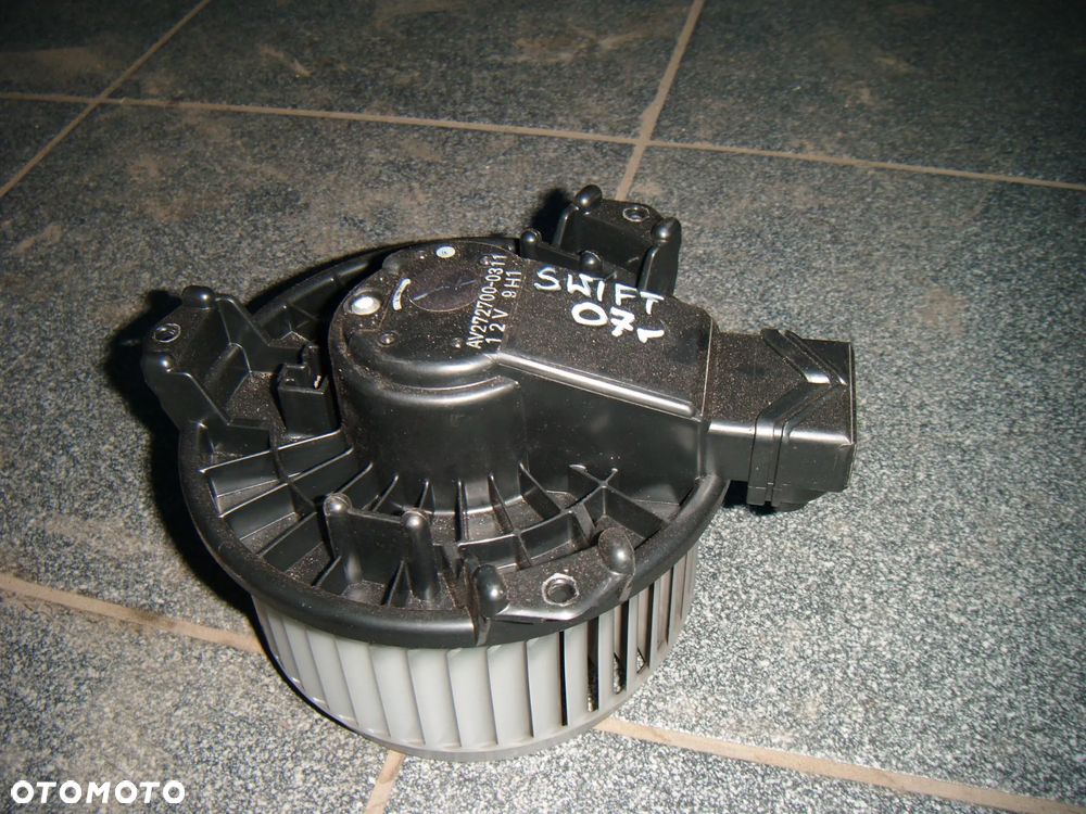 suzuki swift mk6 07r wentylator ogrzewania - 1