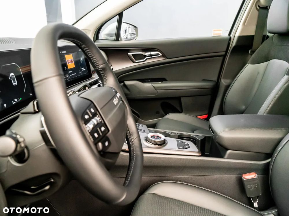 Kia Sportage 1.6 T-GDI HEV Business Line 2WD - 24