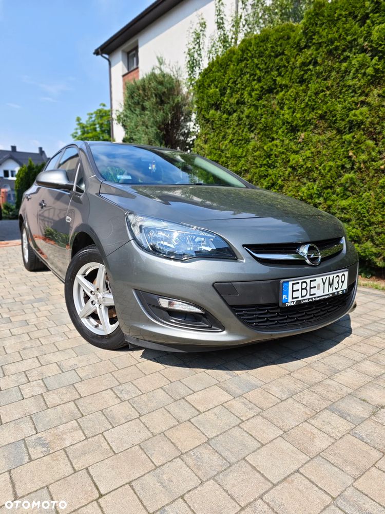 Opel Astra 1.6 - 10
