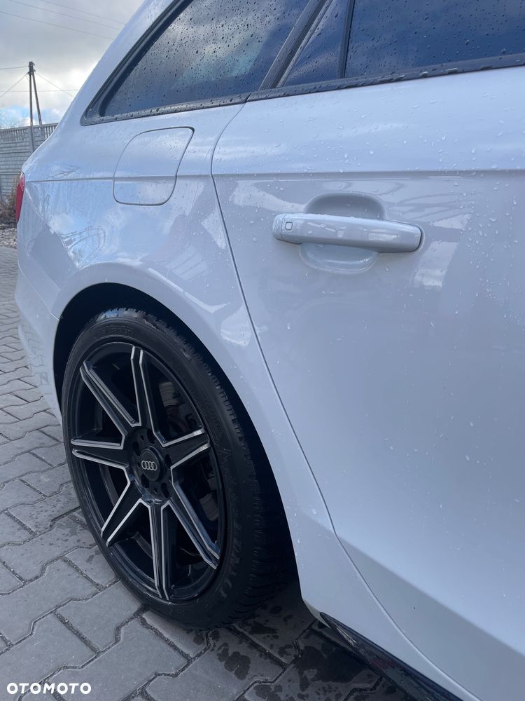 Audi A4 Avant 2.0 TDI Multitronic - 34