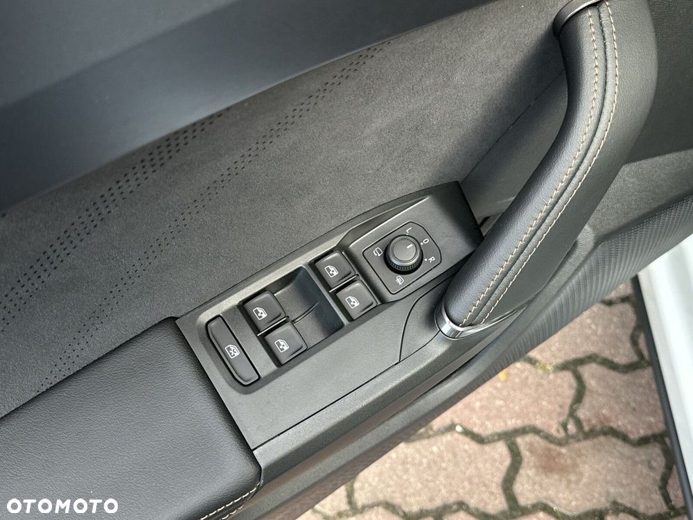 Cupra Formentor 1.5 e-Hybrid PHEV DSG - 38