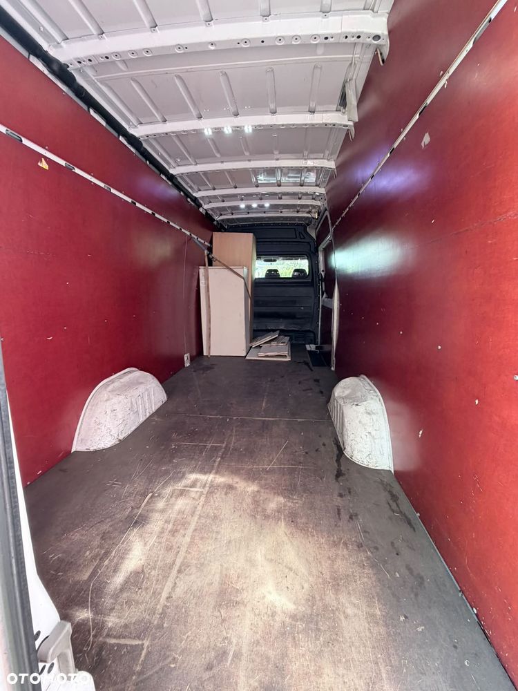 Mercedes-Benz Sprinter - 7
