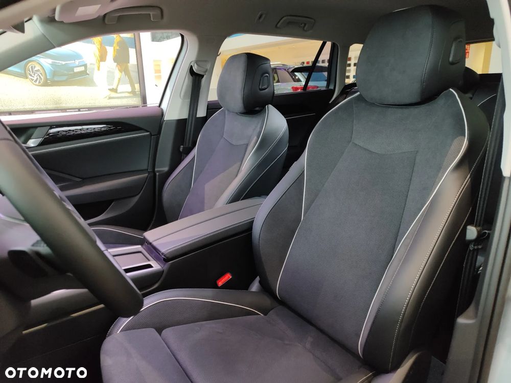 Volkswagen Passat 1.5 TSI EVO Business DSG - 12