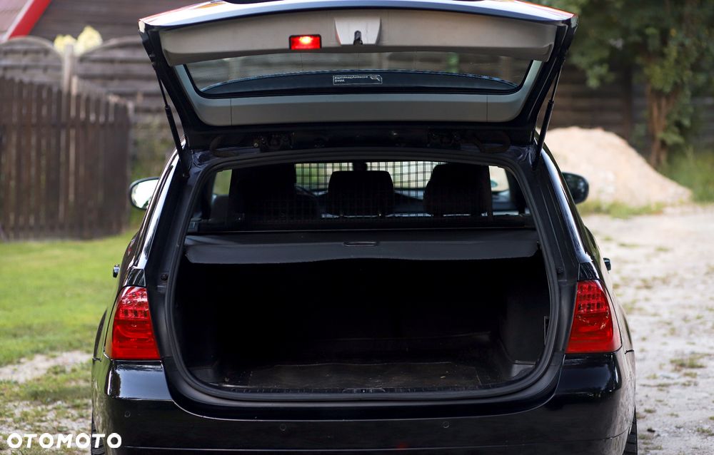 BMW Seria 3 318d - 7