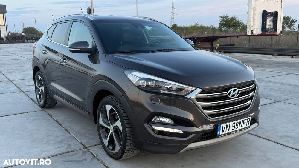 Hyundai Tucson 2.0 CRDI 4WD 6MT Premium - 1